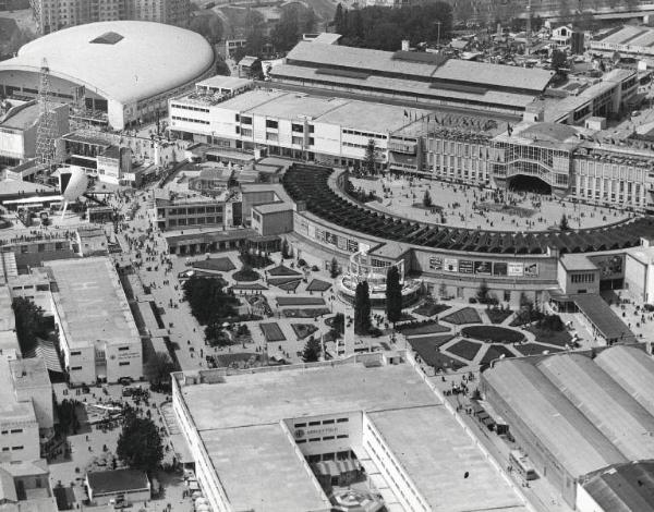 Fiera di Milano - Campionaria 1953 - Veduta panoramia dall'alto