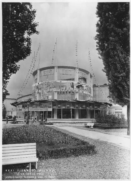 Fiera di Milano - Campionaria 1953 - Padiglione dell'ENIT (Ente nazionale industrie turistiche) - Veduta esterna