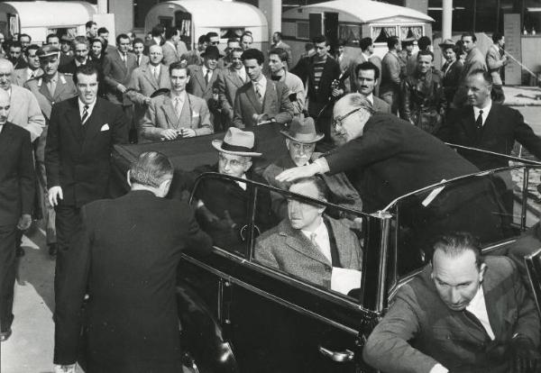 Fiera di Milano - Campionaria 1954 - Visita del presidente della Repubblica Luigi Einaudi in occasione della inaugurazione