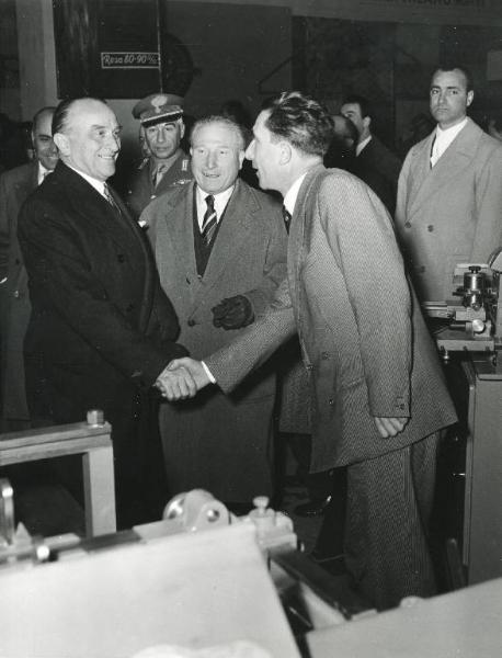 Fiera di Milano - Campionaria 1954 - Visita del presidente del Senato Cesare Merzagora