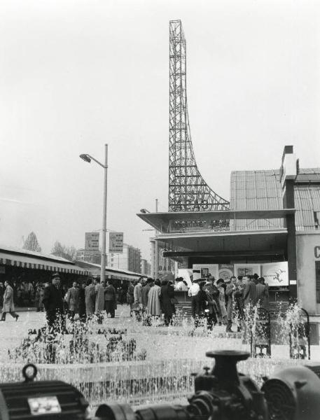 Fiera di Milano - Campionaria 1954 - Viale dell'agricoltura