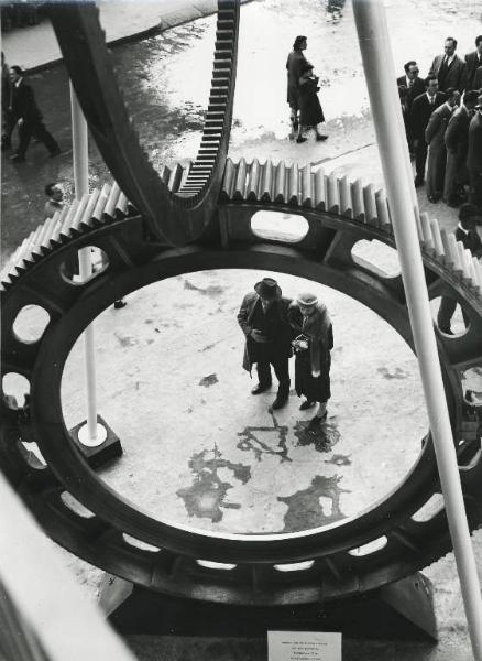 Fiera di Milano - Campionaria 1954 - Padiglione della Sidercomit (Siderurgica Commerciale Italiana S.p.A ) - Esposizione della Terni