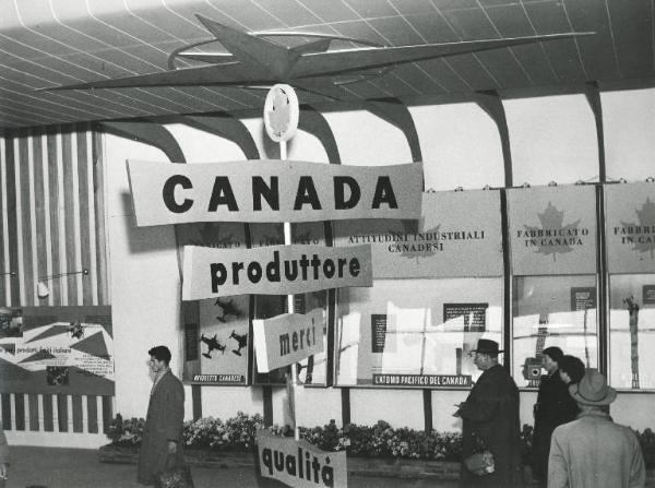 Fiera di Milano - Campionaria 1954 - Palazzo delle nazioni - Mostra ufficiale del Canada