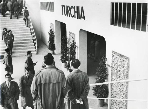 Fiera di Milano - Campionaria 1954 - Palazzo delle nazioni - Mostra ufficiale della Turchia