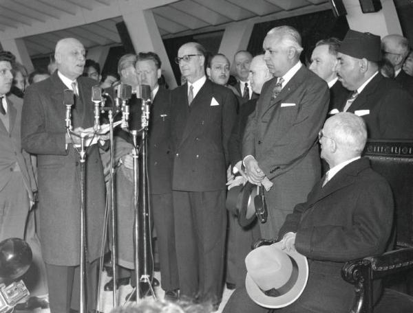 Fiera di Milano - Campionaria 1955 - Visita del presidente della Repubblica Luigi Einaudi in occasione della inaugurazione