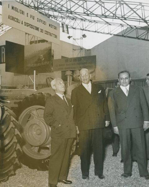 Fiera di Milano - Campionaria 1955 - Visita del presidente della Fiat Vittorio Valletta