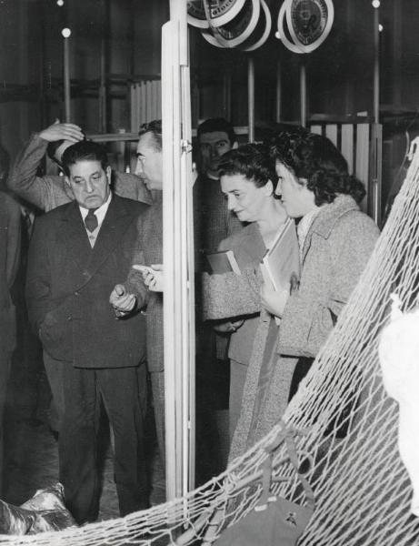 Fiera di Milano - Campionaria 1955 - Visita dell'onorevole Giuseppe Di Vittorio