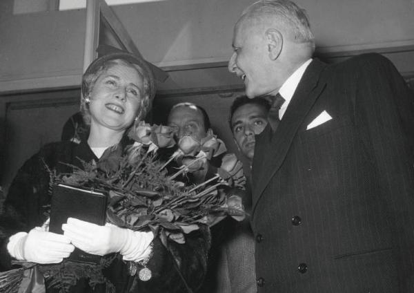 Fiera di Milano - Campionaria 1955 - Visita dell'ambasciatrice degli Stati Uniti Clare Boothe Luce