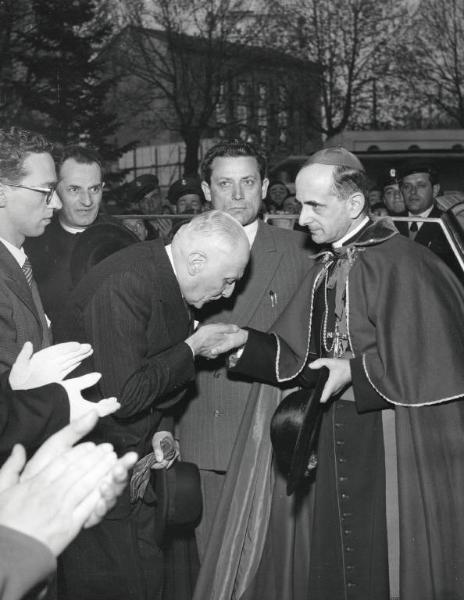 Fiera di Milano - Campionaria 1955 - Visita dell'arcivescovo di Milano Giovanni Battista Montini