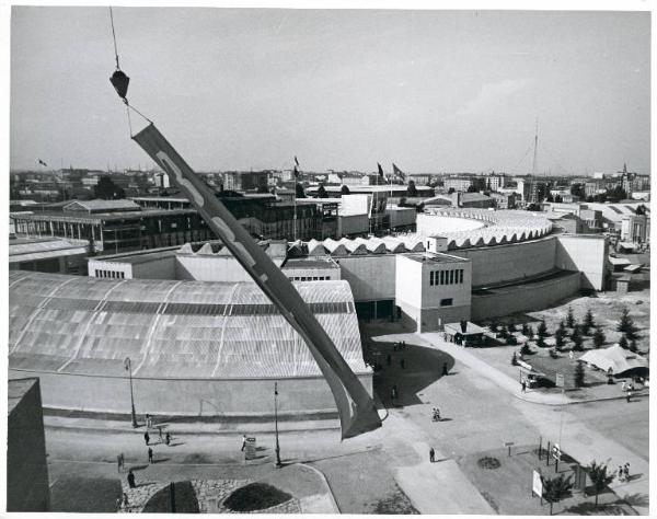 Fiera di Milano - Campionaria 1947 - Area centrale - Veduta dall'alto