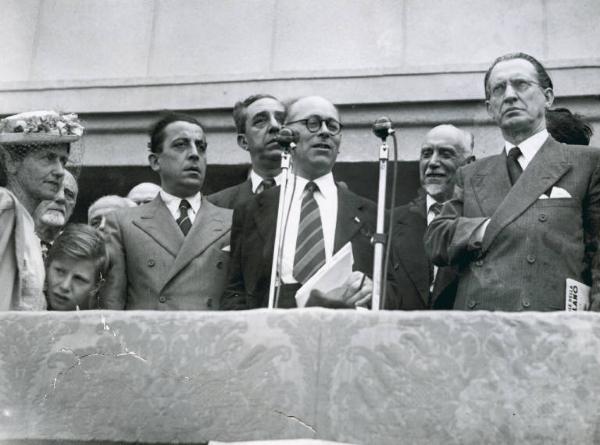 Fiera di Milano - Campionaria 1947 - Visita del presidente del Consiglio Alcide De Gasperi