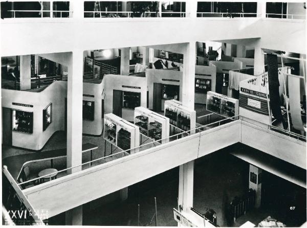 Fiera di Milano - Campionaria 1948 - Palazzo delle nazioni - Mostra ufficiale della Cecoslovacchia