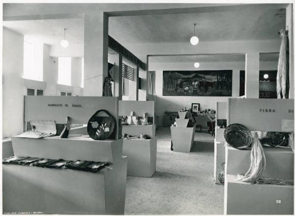 Fiera di Milano - Campionaria 1948 - Palazzo delle nazioni - Mostra ufficiale delle Filippine