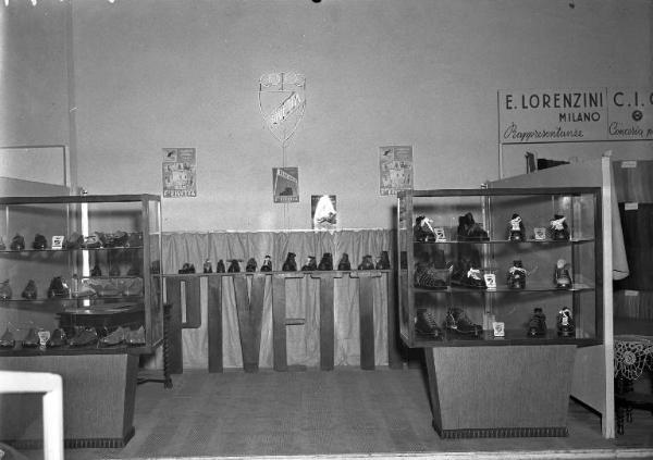 Fiera di Milano - Campionaria 1949 - Padiglione 30 - Stand F.lli Pivetta