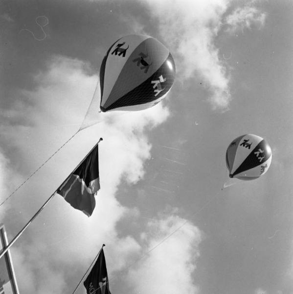 Fiera di Milano - Campionaria 1951 - Palloncini aerostatici - Pubblicità Stipa