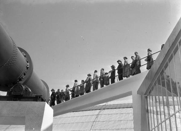 Fiera di Milano - Campionaria 1951 - Area espositiva Breda - Visitatori