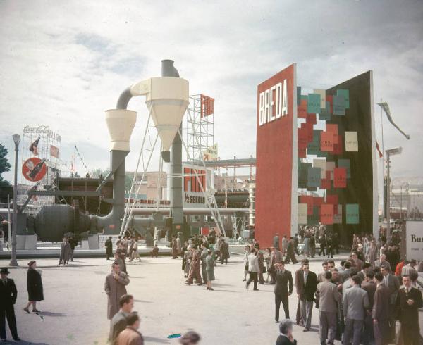 Fiera di Milano - Campionaria 1950 - Piazzale Milano - Area espositiva Breda - Visitatori