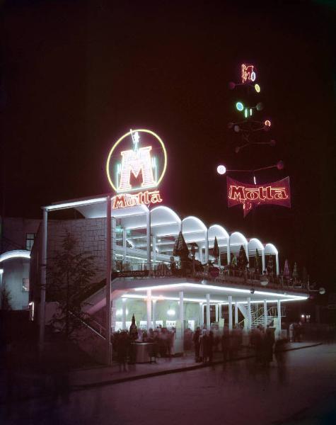 Fiera di Milano - Campionaria 1952 - Mostra-vendita Motta - Insegna luminosa