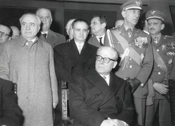 Fiera di Milano - Campionaria 1956 - Visita del presidente della Repubblica Giovanni Gronchi in occasione della inaugurazione