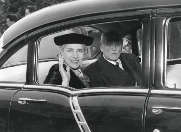 Fiera di Milano - Campionaria 1956 - Visita dell'ambasciatrice americana Clare Boothe Luce