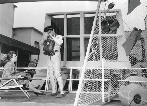 Fiera di Milano - Campionaria 1956 - Piscina per immersioni - Esibizione dei sommozzatori