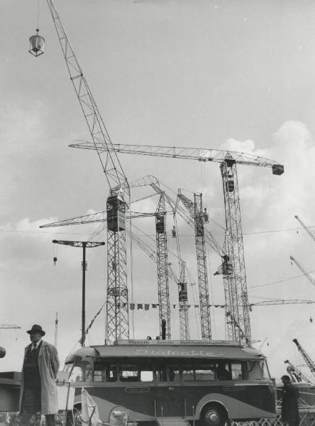 Fiera di Milano - Campionaria 1956 - Settore dell'edilizia