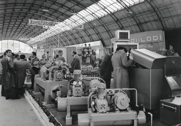 Fiera di Milano - Campionaria 1956 - Padiglione dei frigoriferi e delle macchine per l'industria del freddo - Interno