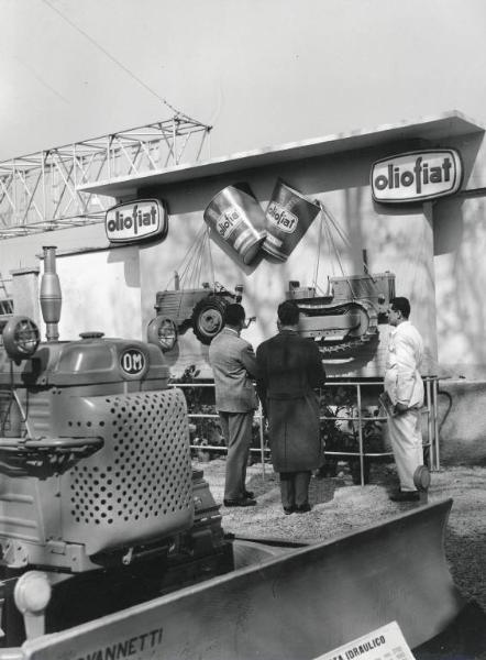 Fiera di Milano - Campionaria 1956 - Mostra della Fiat-OM della meccanica agricola