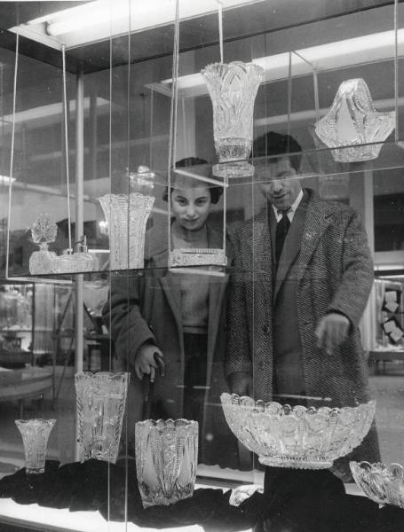 Fiera di Milano - Campionaria 1956 - Palazzo delle nazioni - Mostra ufficiale della Cecoslovacchia