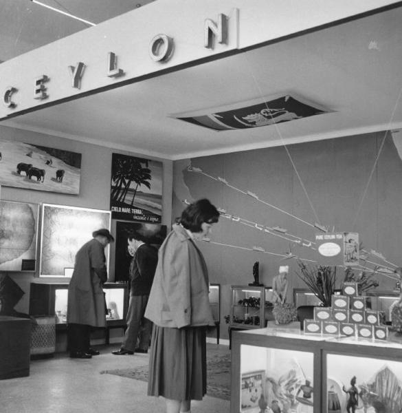 Fiera di Milano - Campionaria 1956 - Palazzo delle nazioni - Mostra ufficiale del Ceylon (poi Repubblica Democratica Socialista dello Sri Lanka)