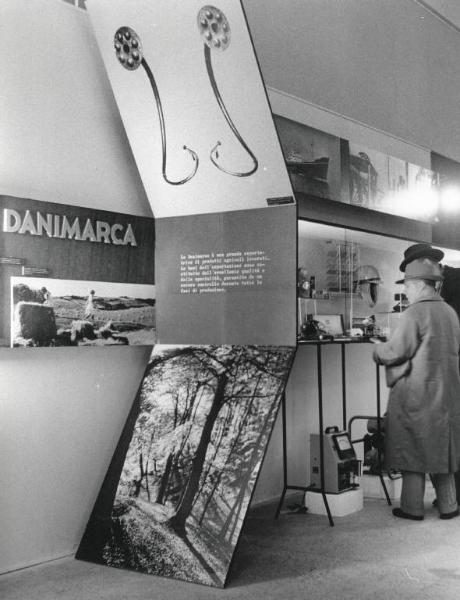 Fiera di Milano - Campionaria 1956 - Palazzo delle nazioni - Mostra ufficiale della Danimarca