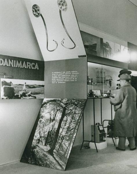 Fiera di Milano - Campionaria 1956 - Palazzo delle nazioni - Mostra ufficiale della Danimarca