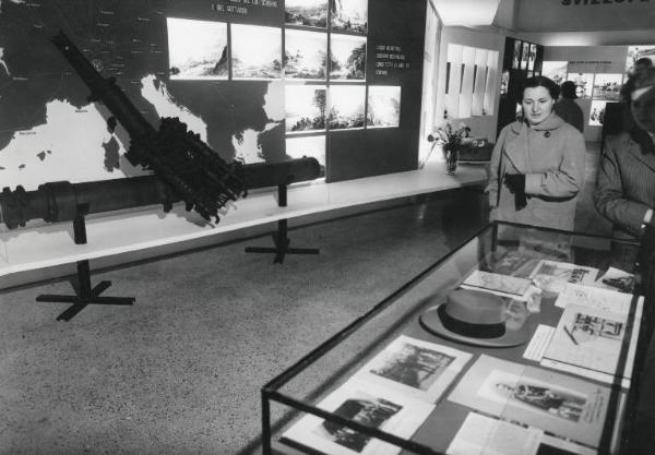 Fiera di Milano - Campionaria 1956 - Palazzo delle nazioni - Mostra ufficiale della Svizzera