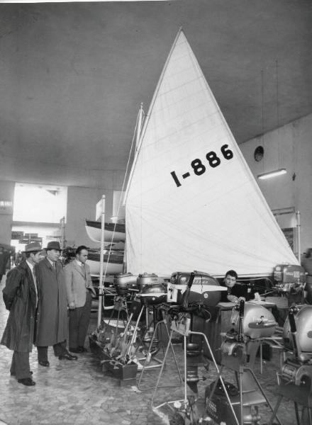 Fiera di Milano - Campionaria 1956 - Padiglione della nautica - Interno
