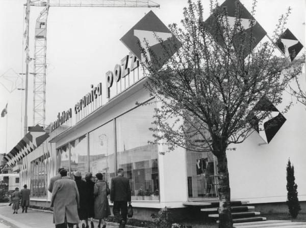 Fiera di Milano - Campionaria 1956 - Padiglione Manifattura Ceramica Pozzi - Veduta esterna