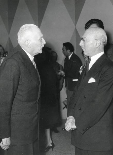 Fiera di Milano - Campionaria 1957 - Visita dell'ambasciatore degli Stati Uniti James Zellerbach