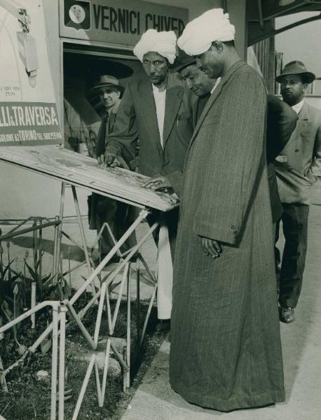 Fiera di Milano - Campionaria 1957 - Visitatori stranieri