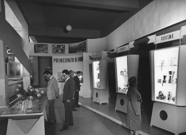 Fiera di Milano - Campionaria 1957 - Palazzo delle nazioni - Mostra ufficiale del Principato di Monaco