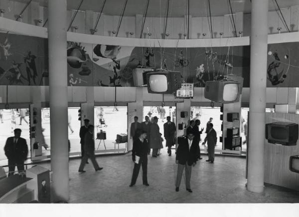 Fiera di Milano - Campionaria 1957 - Padiglione della Magneti Marelli - Interno