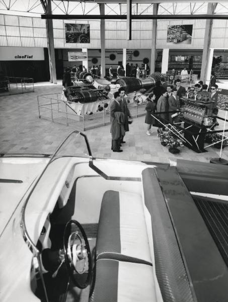 Fiera di Milano - Campionaria 1957 - Padiglione della Fiat - Interno