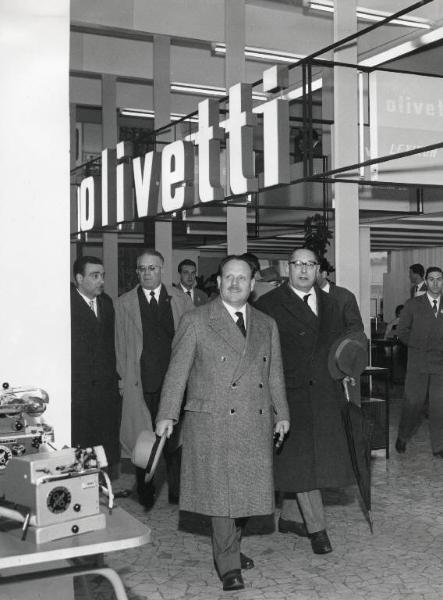 Fiera di Milano - Campionaria 1958 - Visita del presidente dell'Assemblea Regionale Siciliana Giuseppe Alessi