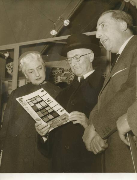 Fiera di Milano - Campionaria 1958 - Visita dell'ambasciatore degli Stati Uniti James Zellerbach