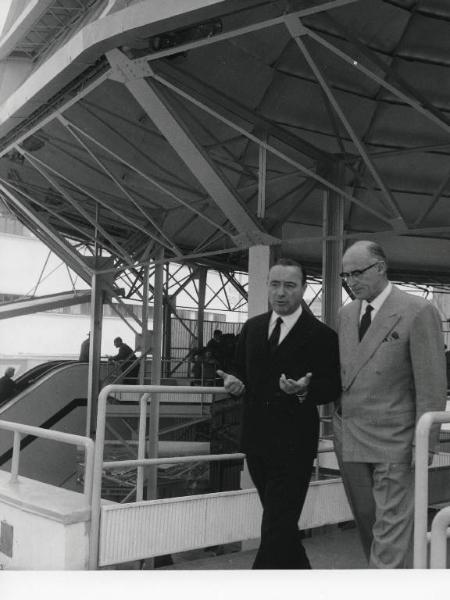 Fiera di Milano - Campionaria 1958 - Visita del presidenti di Confindustria Alighiero De Micheli