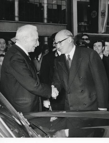Fiera di Milano - Campionaria 1958 - Visita dell'ex presidente della Repubblica Enrico De Nicola