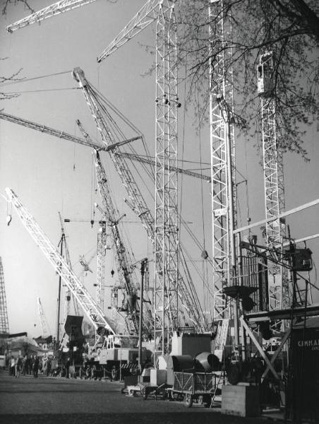 Fiera di Milano - Campionaria 1958 - Settore dell'edilizia