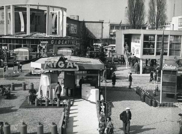 Fiera di Milano - Campionaria 1958 - Largo X - Mostra dei gas liquidi - Stand Migas e Butangas