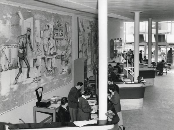 Fiera di Milano - Campionaria 1958 - Padiglione delle PTT (Poste e Telecomunicazioni Italiane) - Interno