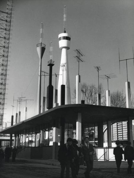 Fiera di Milano - Campionaria 1958 - Auditorio della RAI - Veduta esterna