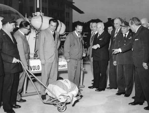 Fiera di Milano - Campionaria 1959 - Visita del ministro delle poste e delle telecomunicazioni Giuseppe Spataro