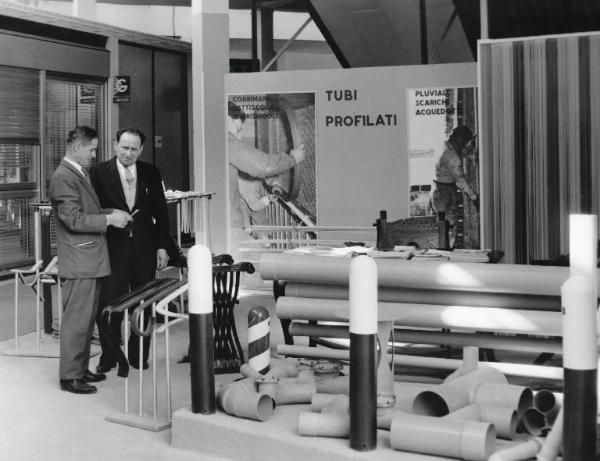 Fiera di Milano - Campionaria 1959 - Padiglione macchine e materiali per l'edilizia - Interno